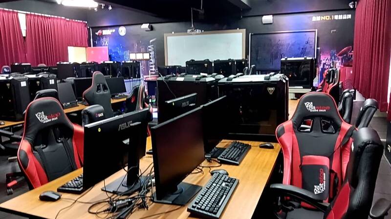 22-0402電競教室圖片